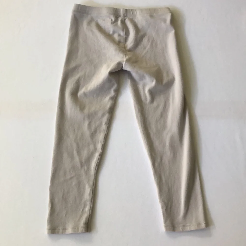 The Children’s Place Capri Leggings in Putty Color Size Medium 7/8